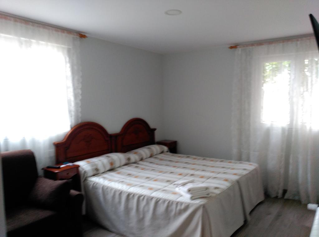 Hostal Paquita Мадрид Экстерьер фото