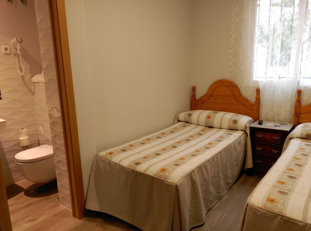 Hostal Paquita Мадрид Экстерьер фото