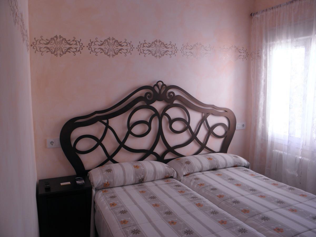Hostal Paquita Мадрид Экстерьер фото